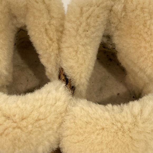 UGG McKay Chestnut Duedr Sheepskin Ankle Mini Boots Booties Sz 8 - Picture 7 of 10